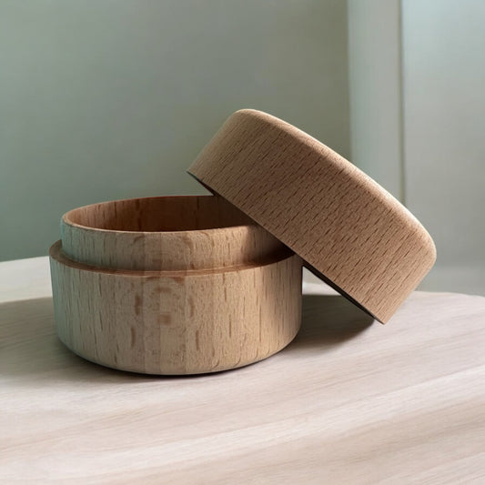 Wood round Keepsake box with Lid